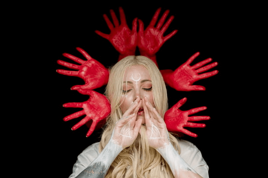 Wallpaper:77a2quorkhs= Maria Brink
